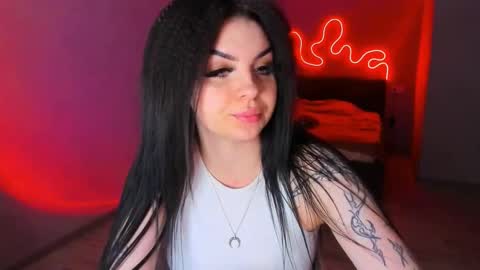 Snapshot of zoedrift chatting on 02-18-26, 06:37 zoedrift online show from 02-18-26, 06:37