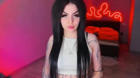 Snapshot of zoedrift chatting on 02-21-26, 05:03 zoedrift online show from 02-21-26, 05:03