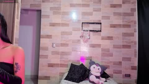 Snapshot of zoee_dolcee chatting on 01-12-26, 11:54 Catt online show from 01-12-26, 11:54