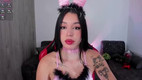 Snapshot of zoee_jackson chatting on 03-15-26, 10:16 zoee jackson online show from 03-15-26, 10:16