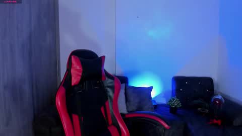 Snapshot of zoee_jackson chatting on 03-29-26, 02:11 zoee jackson online show from 03-29-26, 02:11