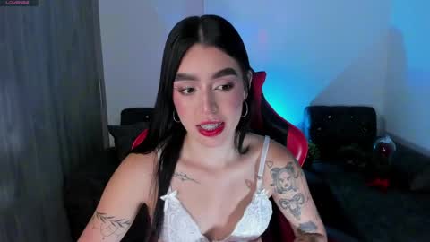 Snapshot of zoee_jackson chatting on 04-05-26, 04:20 zoee jackson online show from 04-05-26, 04:20