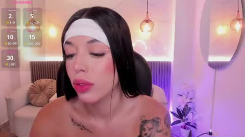 Snapshot of zoee_jackson chatting on 07-30-26, 06:51 zoee jackson online show from 07-30-26, 06:51