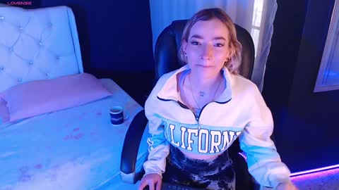 zoe online show from 01-08-25, 11:54