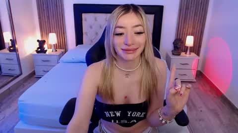 zoe online show from 10-03-25, 03:36