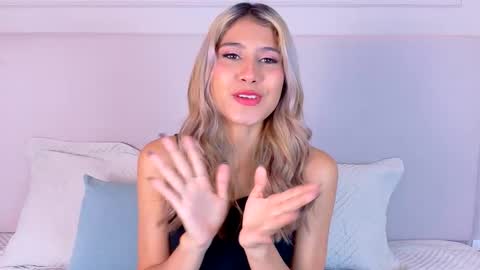 Zoe online show from 09-30-25, 11:26