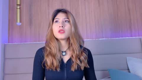 Zoe online show from 03-01-26, 01:57