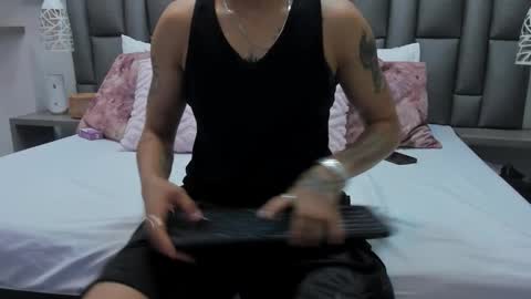 Zoe Krug online show from 02-23-26, 12:24