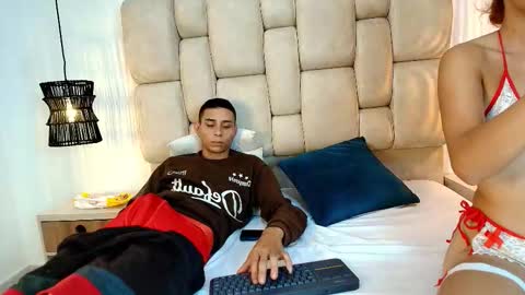 zoelucas online show from 12-02-25, 11:48