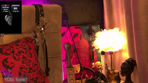 Snapshot of zoemesmerizee chatting on 11-04-25, 12:04 ZoeMesmerize online show from 11-04-25, 12:04