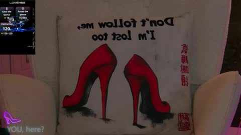 Snapshot of zoemesmerizee chatting on 12-15-25, 01:37 ZoeMesmerize online show from 12-15-25, 01:37