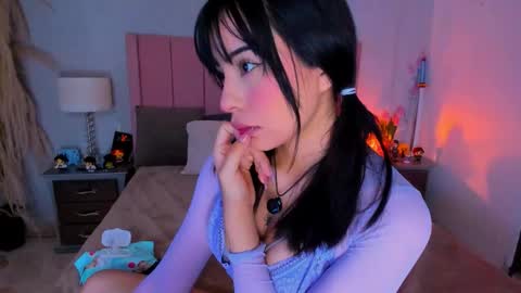 CuteZoe online show from 10-23-25, 01:32