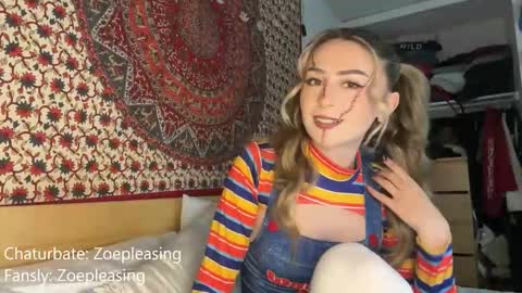 zoepleasing online show from 10-30-25, 01:40