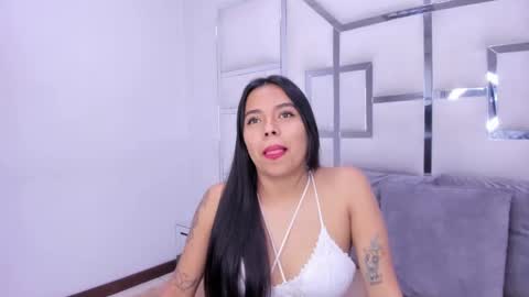 ZoeSwam online show from 01-29-25, 07:00