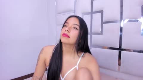 ZoeSwam online show from 01-31-25, 06:57