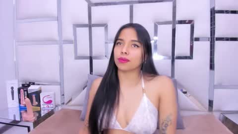 ZoeSwam online show from 02-05-25, 07:10