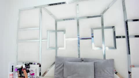 ZoeSwam online show from 03-01-25, 06:21