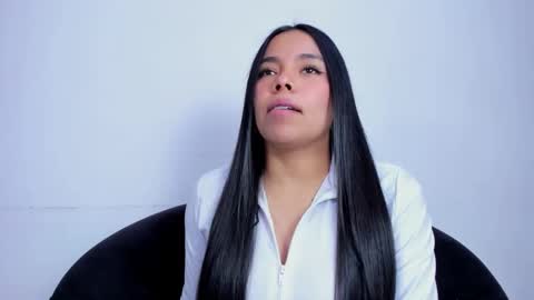 ZoeSwam online show from 10-13-25, 01:11