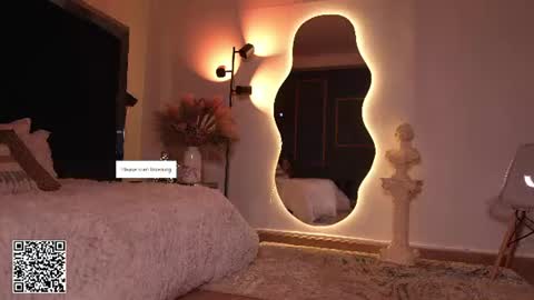 zoevidal_ online show from 07-01-26, 11:56