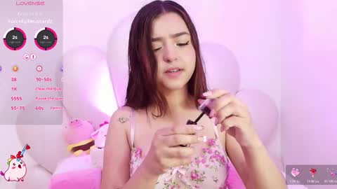 Snapshot of zoewillian chatting on 11-27-25, 01:29 zoewillian online show from 11-27-25, 01:29