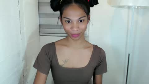 zoey online show from 02-11-25, 12:28