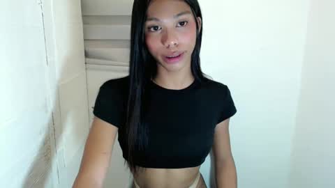 zoey online show from 02-23-25, 11:22