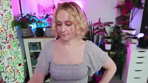 Zoey Ryan online show from 02-08-26, 06:44