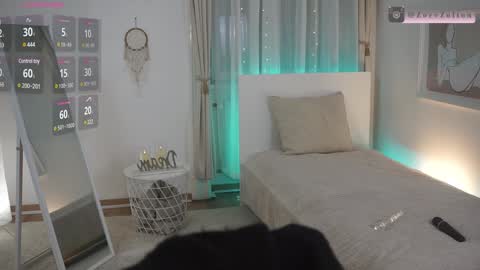 zoezolton online show from 01-01-25, 08:58