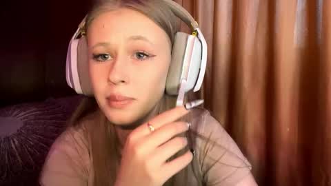 Lisa online show from 02-20-26, 08:38