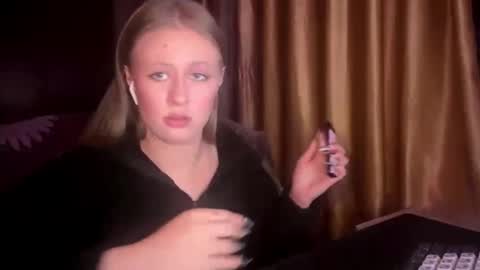 Lisa online show from 02-26-26, 10:58