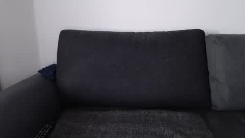 Snapshot of zoibee chatting on 11-28-25, 09:01 zoibee online show from 11-28-25, 09:01