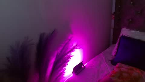 Sam Make me wet please  online show from 04-15-26, 09:15