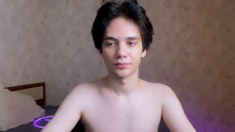 Snapshot of zombde32 chatting on 07-06-26, 02:47 Zombdeeeee online show from 07-06-26, 02:47