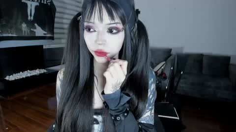 Snapshot of zombieeporcelainex chatting on 04-24-26, 11:07 SOPHIE online show from 04-24-26, 11:07