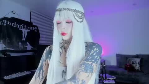 SOPHIE    online show from 06-27-26, 04:06