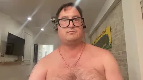 Snapshot of zone45887003 chatting on 05-22-26, 03:02 daddybighardonlate online show from 05-22-26, 03:02