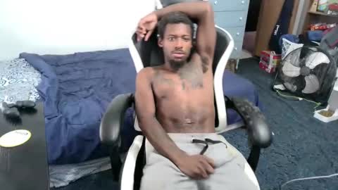 zoneingout online show from 11-13-25, 07:46