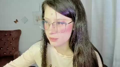 Alicie online show from 07-06-26, 04:09