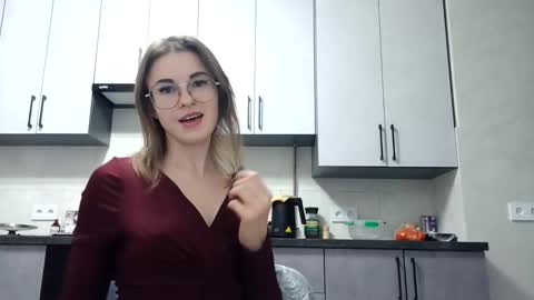 zoriana20 online show from 10-26-25, 06:47