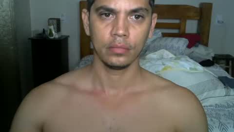 Snapshot of zoro_00 chatting on 06-11-26, 12:36 zoro_00 online show from 06-11-26, 12:36