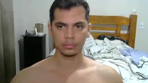 Snapshot of zoro_00 chatting on 06-13-26, 02:48 zoro_00 online show from 06-13-26, 02:48