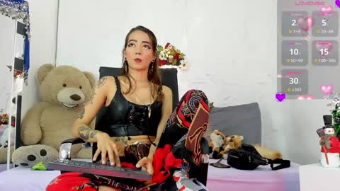 Snapshot of zorravioleta chatting on 12-27-24, 12:23 Violeta online show from 12-27-24, 12:23