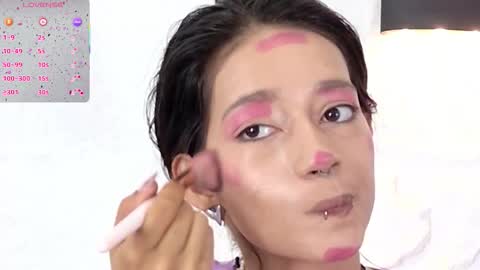 Snapshot of zorravioleta chatting on 10-27-25, 12:20 Violeta online show from 10-27-25, 12:20