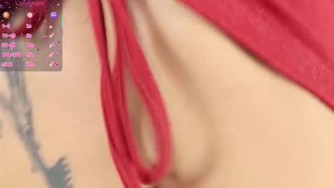 Snapshot of zorravioleta chatting on 10-29-25, 12:07 Violeta online show from 10-29-25, 12:07