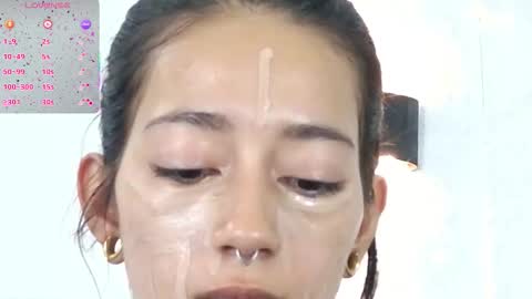 Snapshot of zorravioleta chatting on 11-18-25, 06:12 Violeta online show from 11-18-25, 06:12