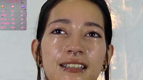 Snapshot of zorravioleta chatting on 11-25-25, 11:54 Violeta online show from 11-25-25, 11:54