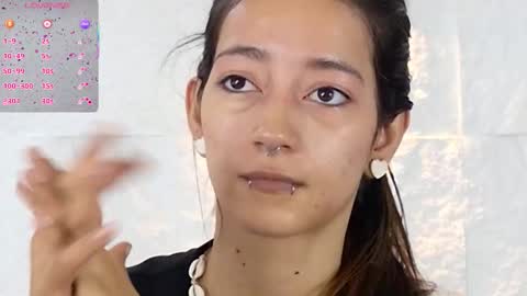 Snapshot of zorravioleta chatting on 11-26-25, 01:23 Violeta online show from 11-26-25, 01:23