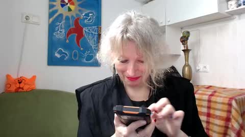 Snapshot of zosya1111 chatting on 02-04-25, 12:33 Zosya1111 online show from 02-04-25, 12:33