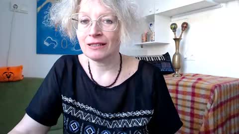 Snapshot of zosya1111 chatting on 02-21-25, 11:22 Zosya1111 online show from 02-21-25, 11:22