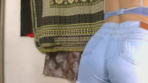 Snapshot of zoya_4u chatting on 07-18-26, 06:45 Zoya online show from 07-18-26, 06:45